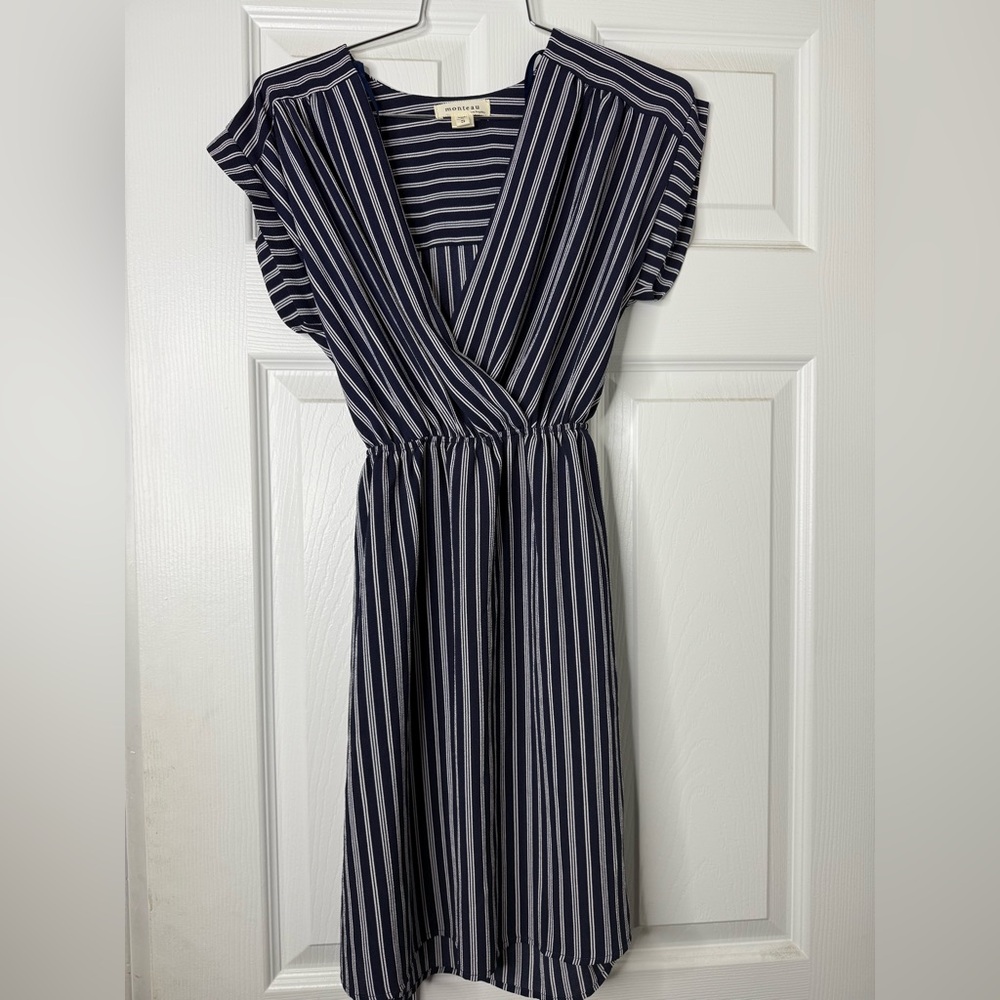 Monteau Blue and White Midi Sundress with Dolman Sleeves